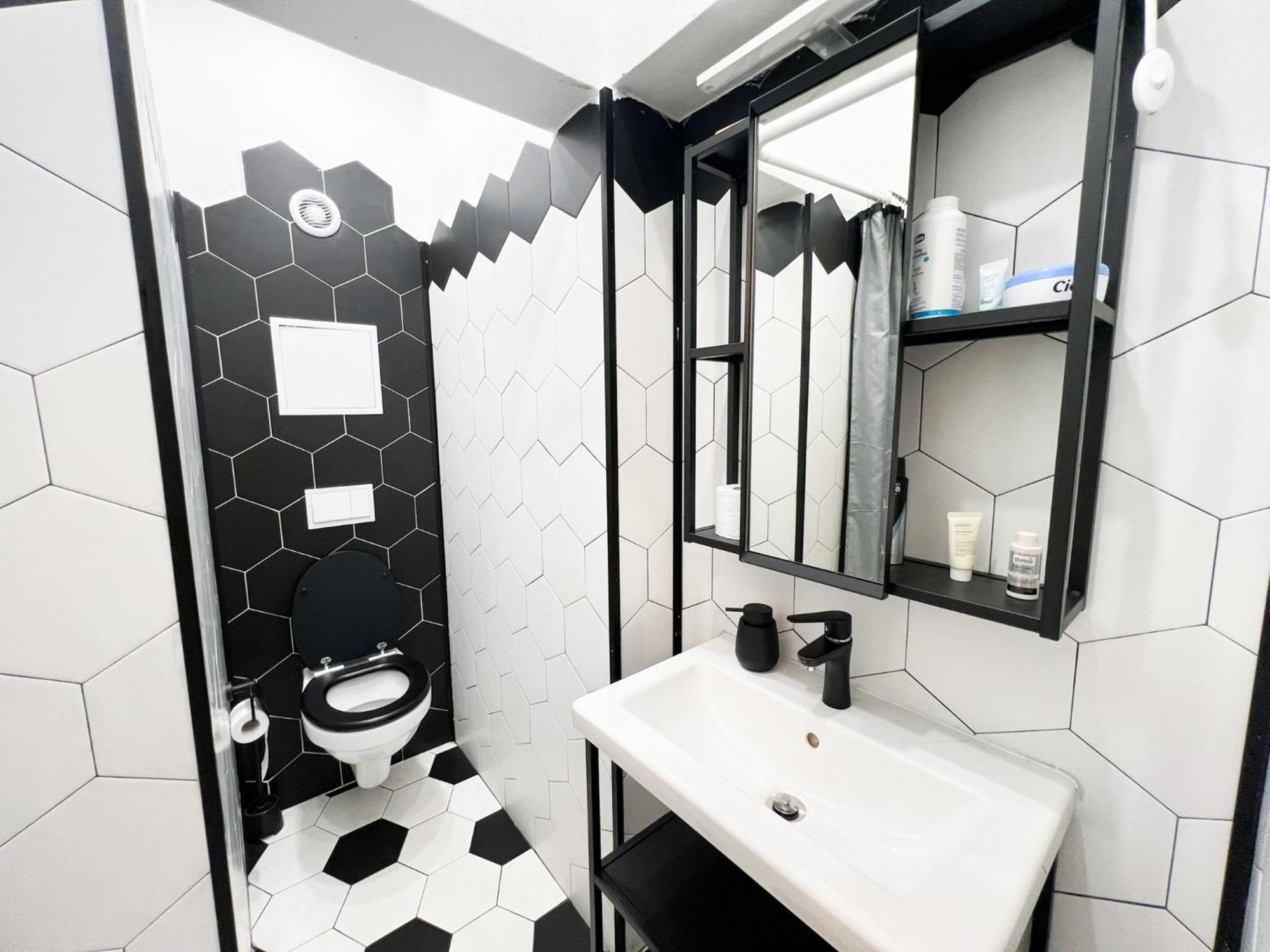 Perfect Long-Term Stay Stylish And Spacious Top Center Next To Vitosha Blvd Sofia Zewnętrze zdjęcie